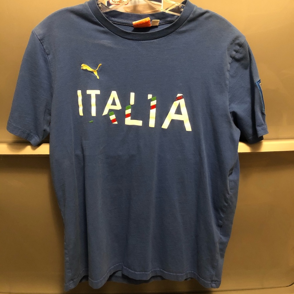 Puma Italia t shirt. (Blue)